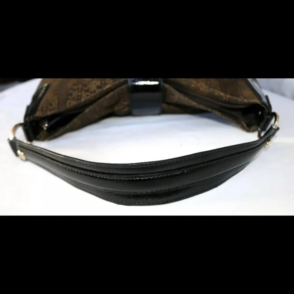 Liz Claiborne Signature‎ Logo Purse Patent Strap SUPER CONDITION